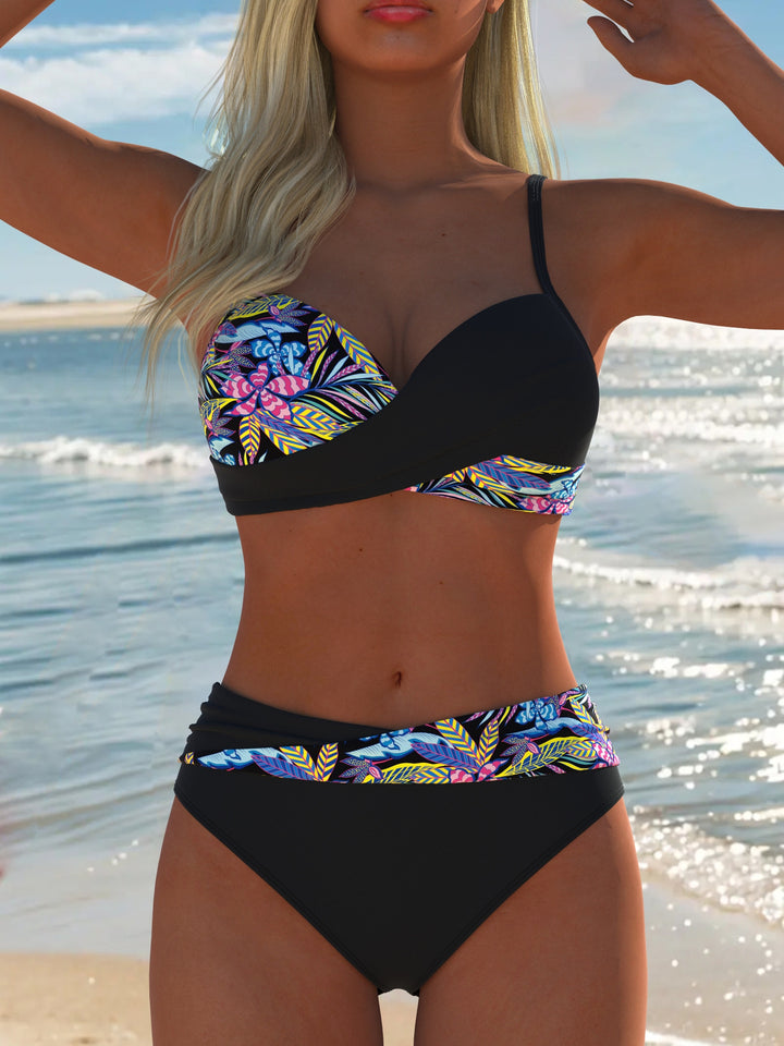 Dame Balconette-bikini med trendig palmtryck och elegant ringdetaljering Mirla-Eva Jonsson