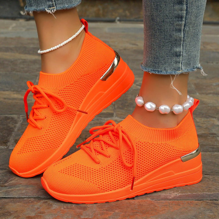Dame Bekväma sport-sneakers med andningsbart yttermaterial och elegant platåsula Mirla-Eva Jonsson