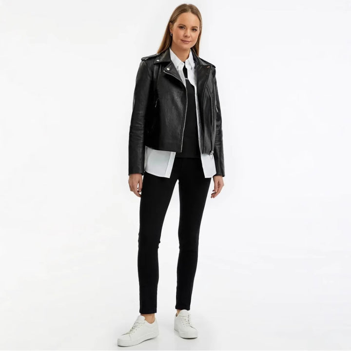 Dame Bikerjacka Mirla-Eva Jonsson