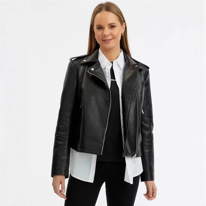 Dame Bikerjacka Mirla-Eva Jonsson