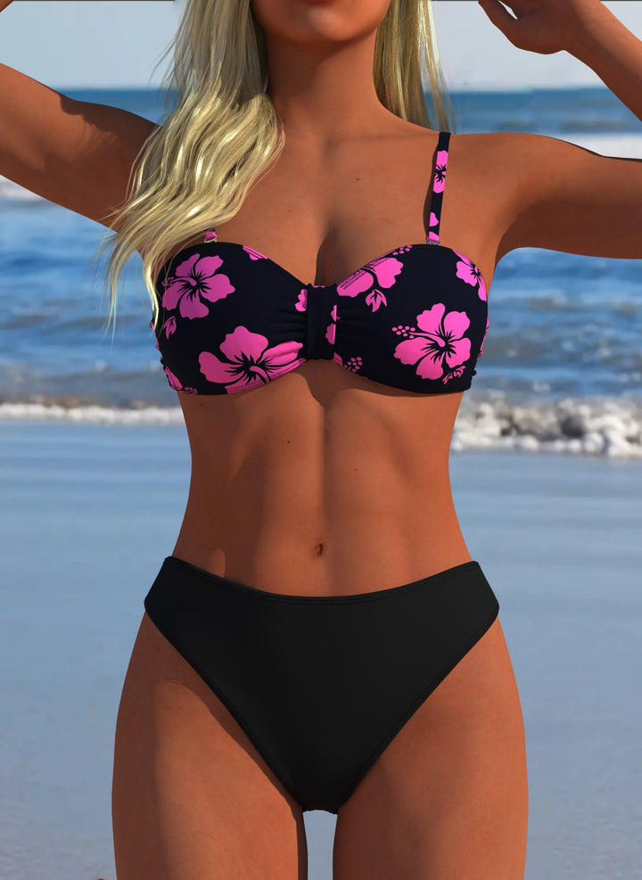 Dame Bikini-set med blommig balconette-overdel och högskurna trosor Mirla-Eva Jonsson