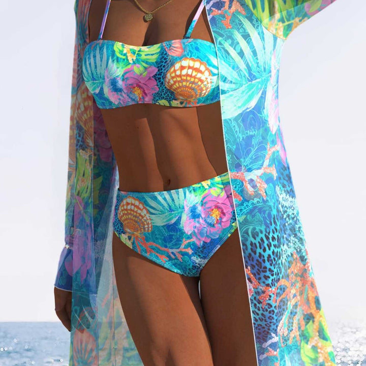 Dame Bikini-set med blommönster och transparent cover-up jacka Mirla-Eva Jonsson
