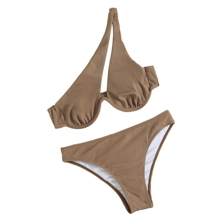 Dame Bikini-set med triangulärt överdel och högskuren underdel Mirla-Eva Jonsson
