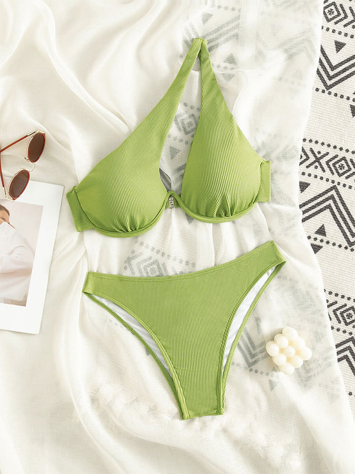 Dame Bikini-set med triangulärt överdel och högskuren underdel Mirla-Eva Jonsson