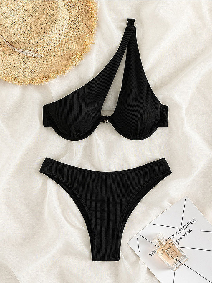 Dame Bikini-set med triangulärt överdel och högskuren underdel Mirla-Eva Jonsson