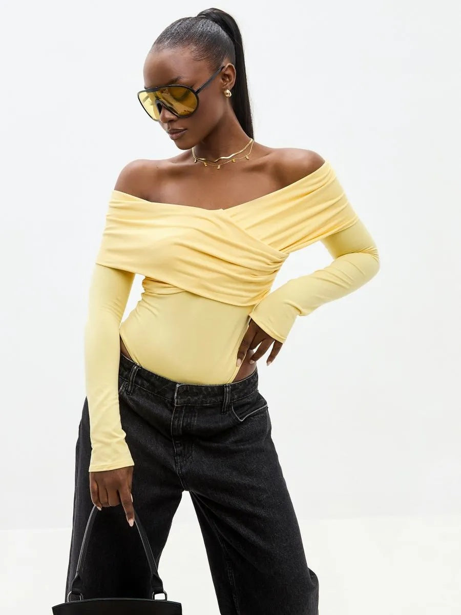 Dame Body med axelbar design och draperade ärmar Mirla-Eva Jonsson