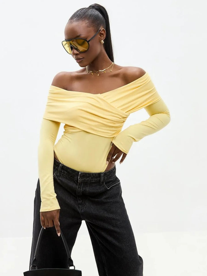 Dame Body med axelbar design och draperade ärmar Mirla-Eva Jonsson