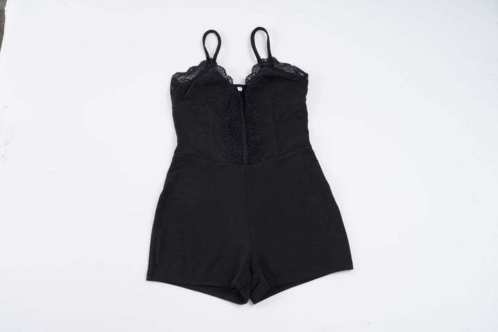 Dame Body med spetsdetaljer och figurnära snitt Mirla-Eva Jonsson