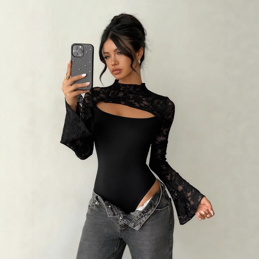 Dame Body med transparenta spetsärmar och modern cut-out Mirla-Eva Jonsson