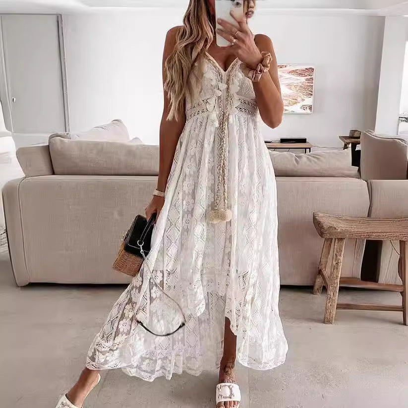 Dame Boho-maxiklänning med spetsdetaljer och dekorativa frynser Mirla-Eva Jonsson