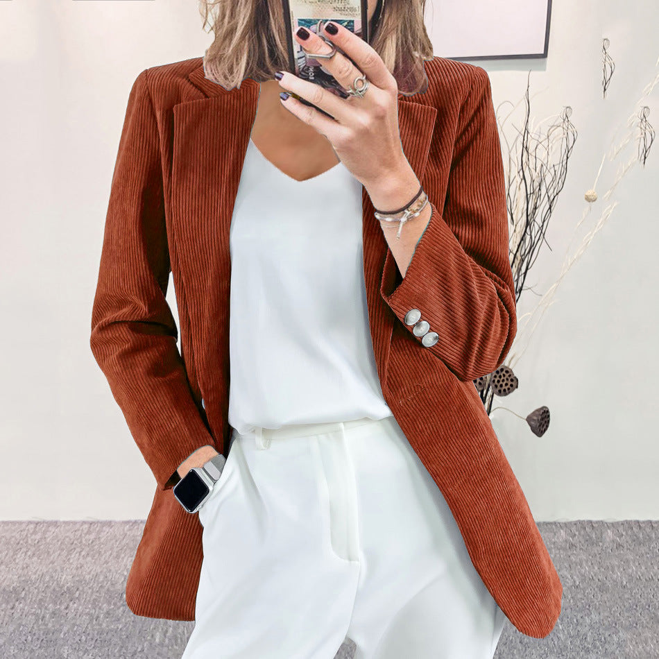 Dame Cordblazer med Fin Textur och Eleganta Detaljer Mirla-Eva Jonsson
