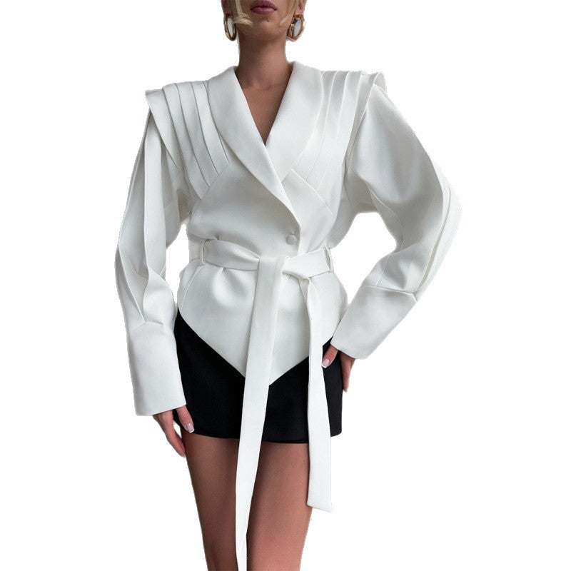 Dame Couture Blazer med elegant krage och midjebälte Mirla-Eva Jonsson