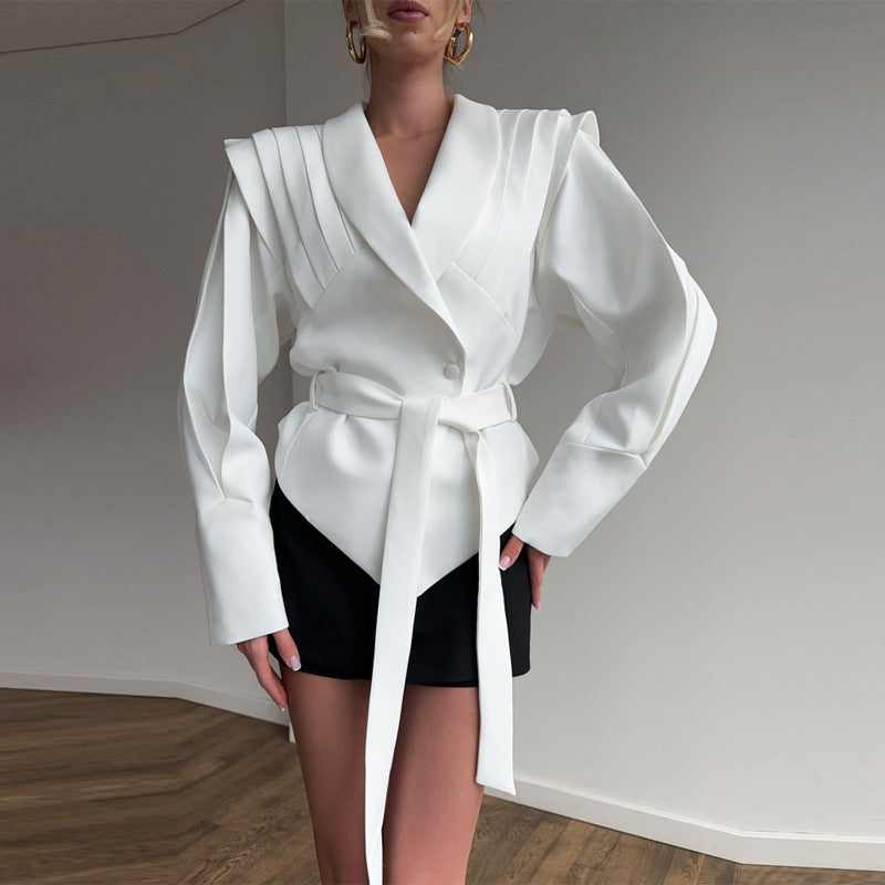 Dame Couture Blazer med elegant krage och midjebälte Mirla-Eva Jonsson