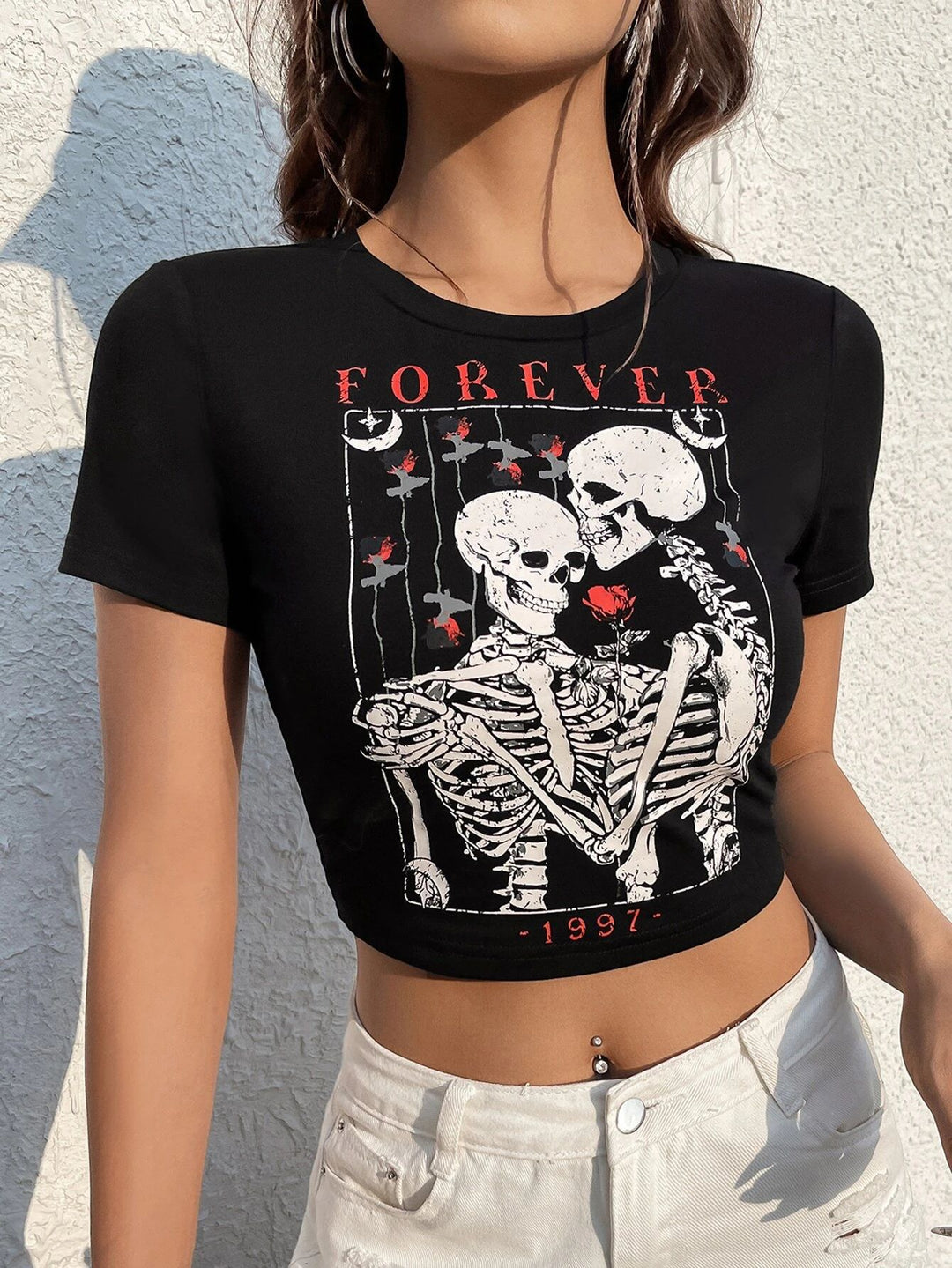 Dame Crop-T-Shirt med kreativt tryck Mirla-Eva Jonsson