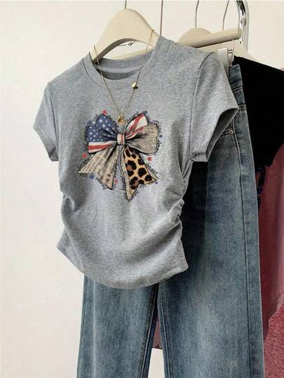 Dame Crop-T-shirt med figurnära skärning og moderne design Mirla-Eva Jonsson