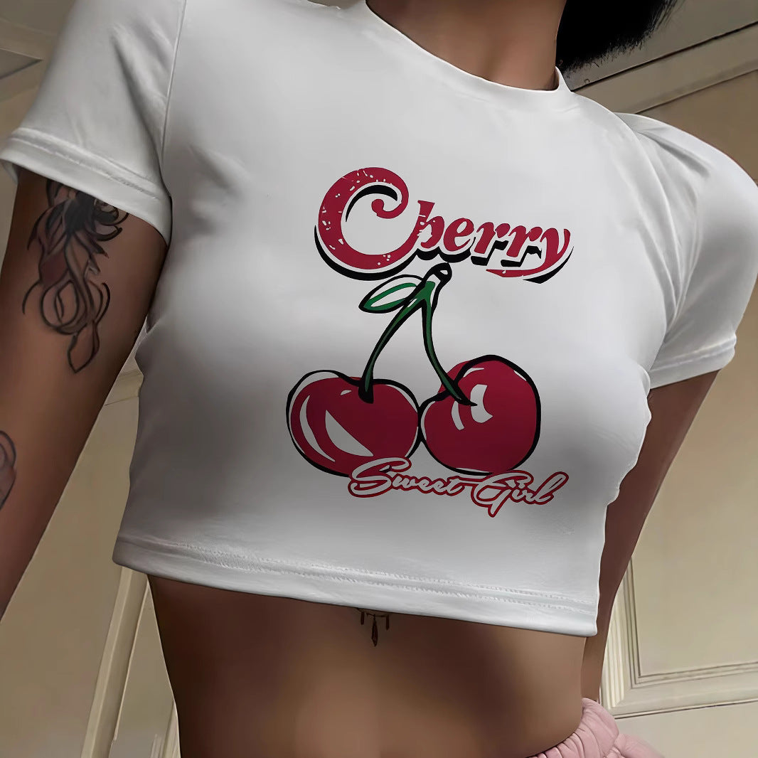 Dame Crop-T-shirt med fruktig körsbärdesign och lös passform Mirla-Eva Jonsson