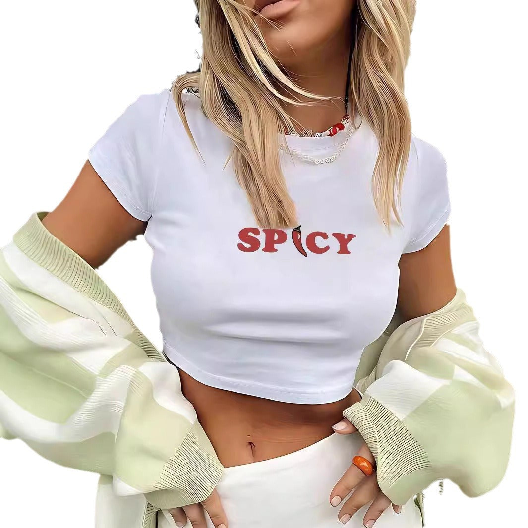 Dame Crop-T-shirt med kreativ nostalgi-tryck och avslappnad skärning Mirla-Eva Jonsson