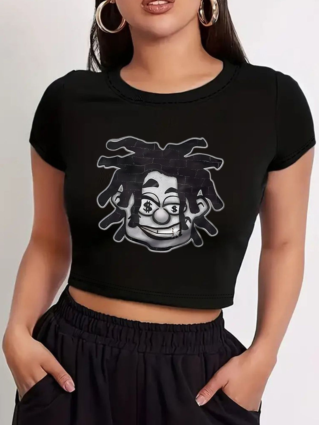 Dame Crop-T-shirt med kreativt seriemotiv Mirla-Eva Jonsson