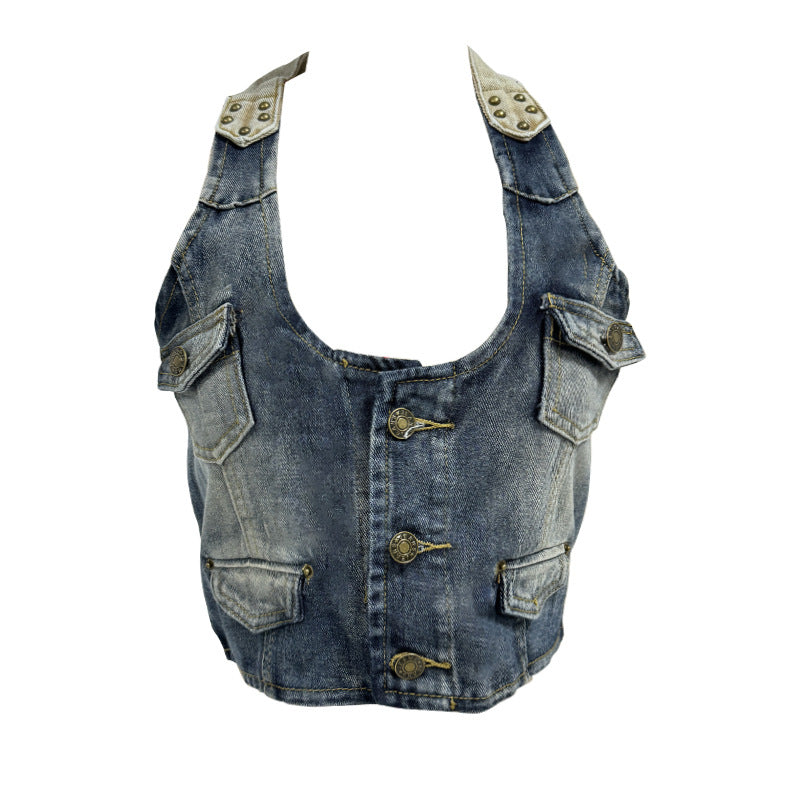 Dame Crop-Top av denim med dekorativa knappdetaljer och djup V-ringning Mirla-Eva Jonsson