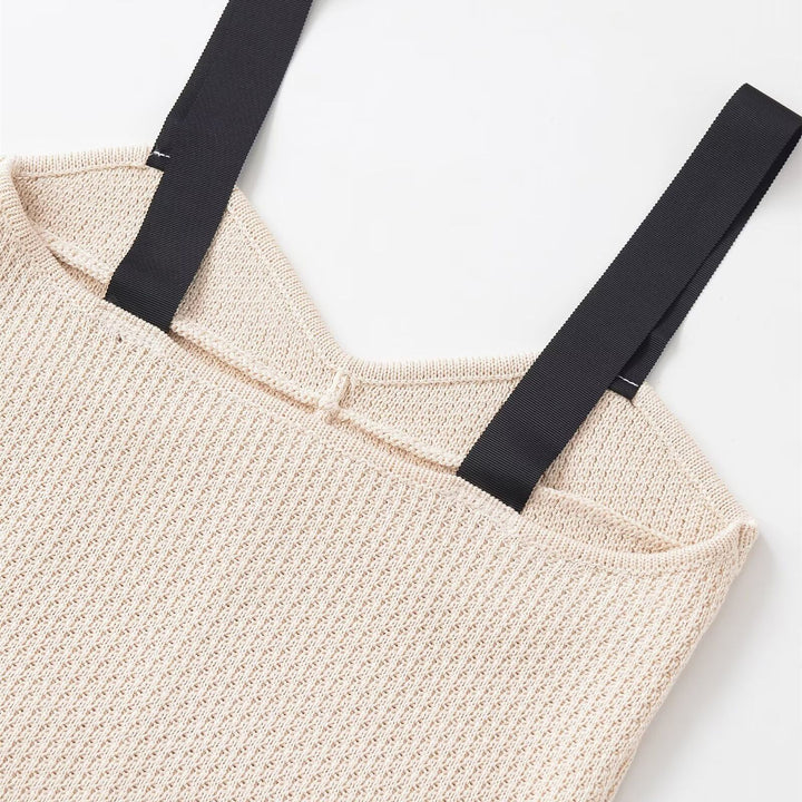 Dame Crop Top med elegant V-ringning och raffinerad struktur Mirla-Eva Jonsson