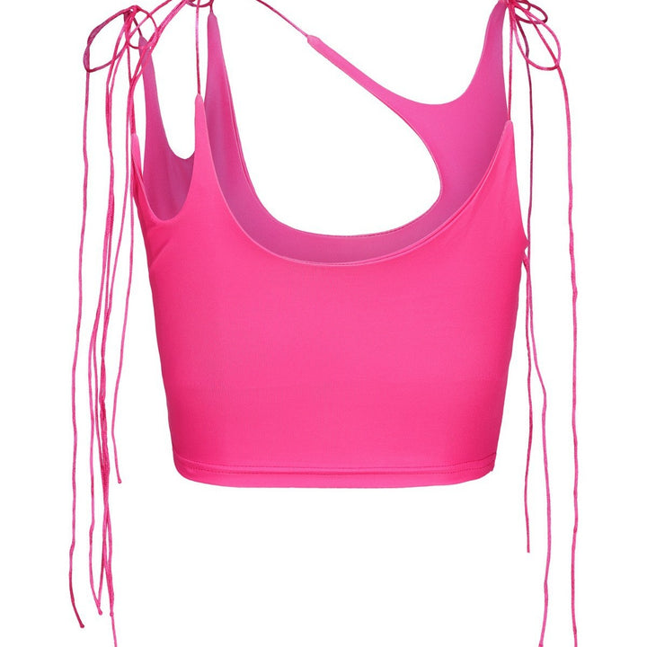 Dame Crop-Top med en-sidig Cut-Out och trendiga band Mirla-Eva Jonsson