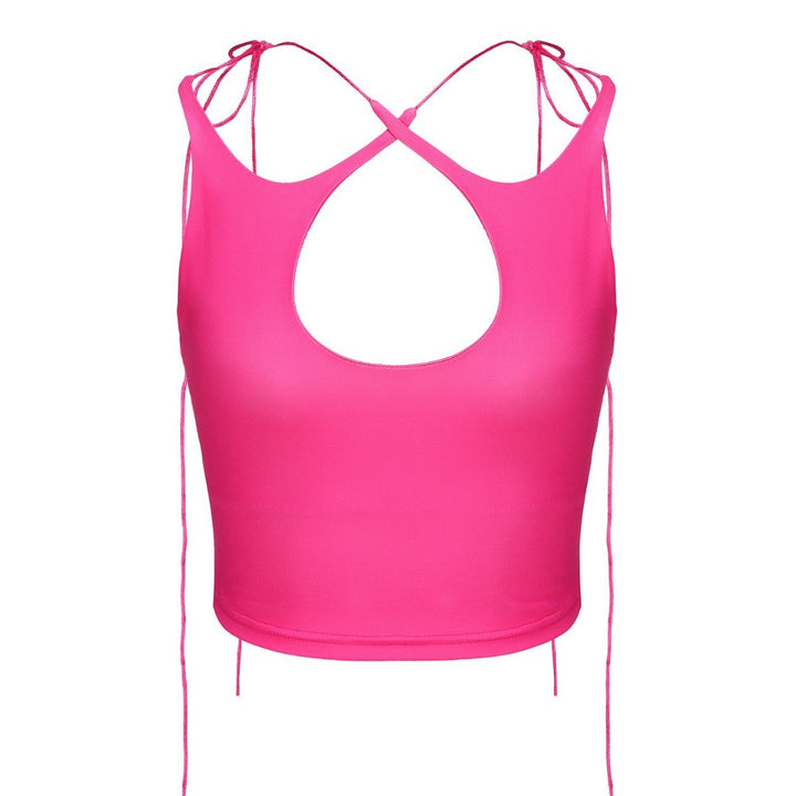 Dame Crop-Top med en-sidig Cut-Out och trendiga band Mirla-Eva Jonsson