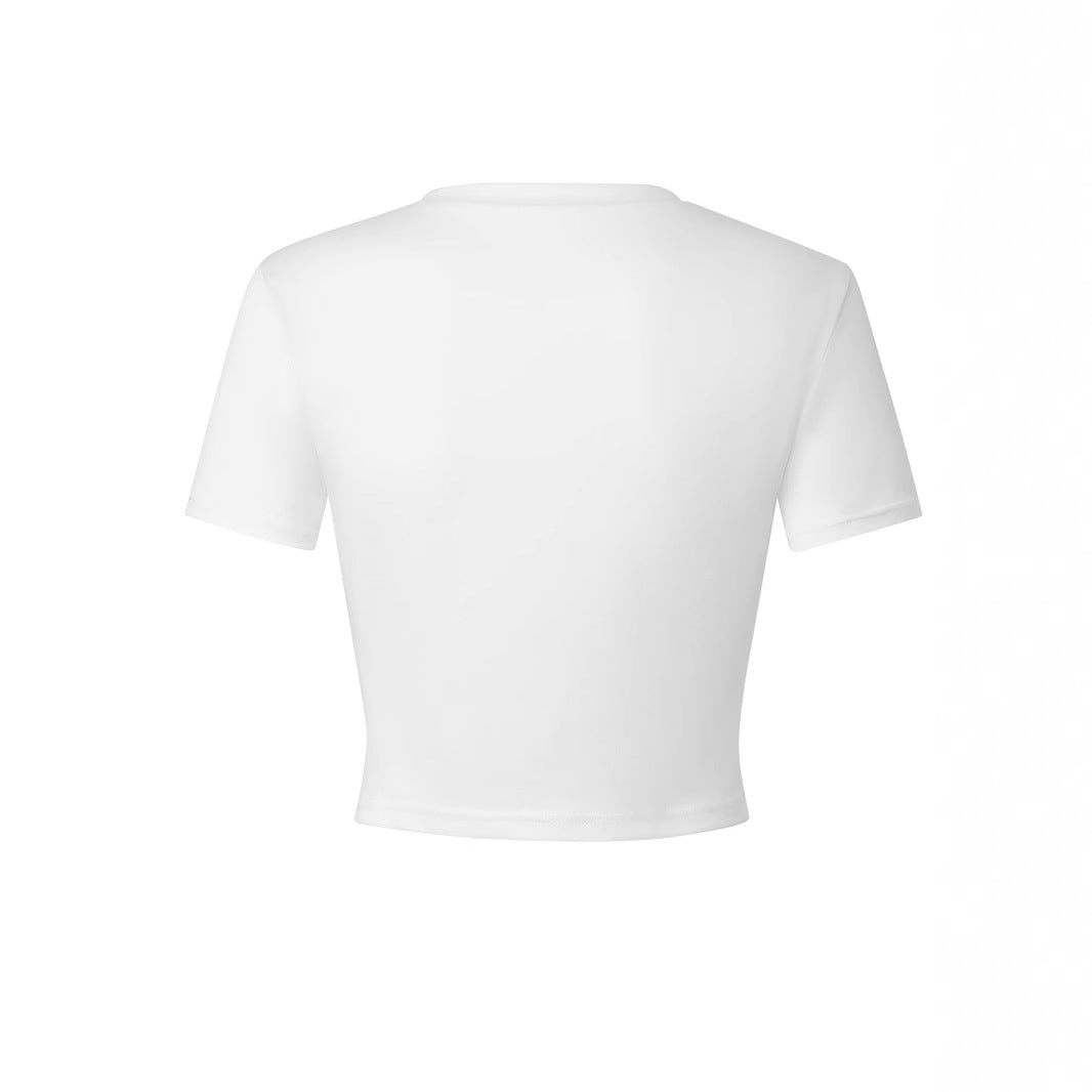 Dame Crop Top med fruktigt körsbärsmotiv och lekfull design Mirla-Eva Jonsson