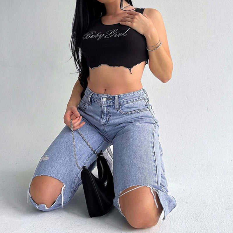 Dame Crop-Top med glittrande text och trendig skärning Mirla-Eva Jonsson