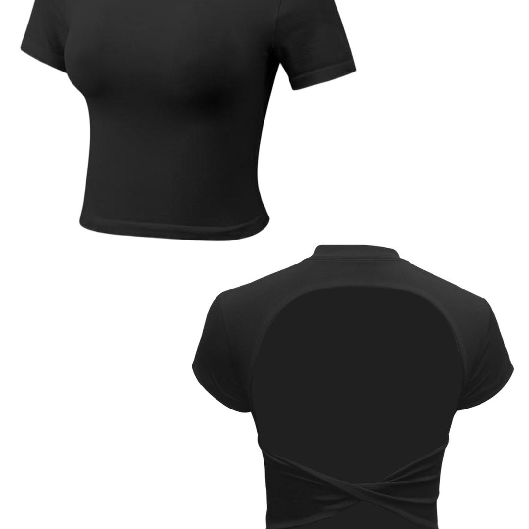 Dame Crop-Top med kreativ baksidedesign och figurnära passform Mirla-Eva Jonsson