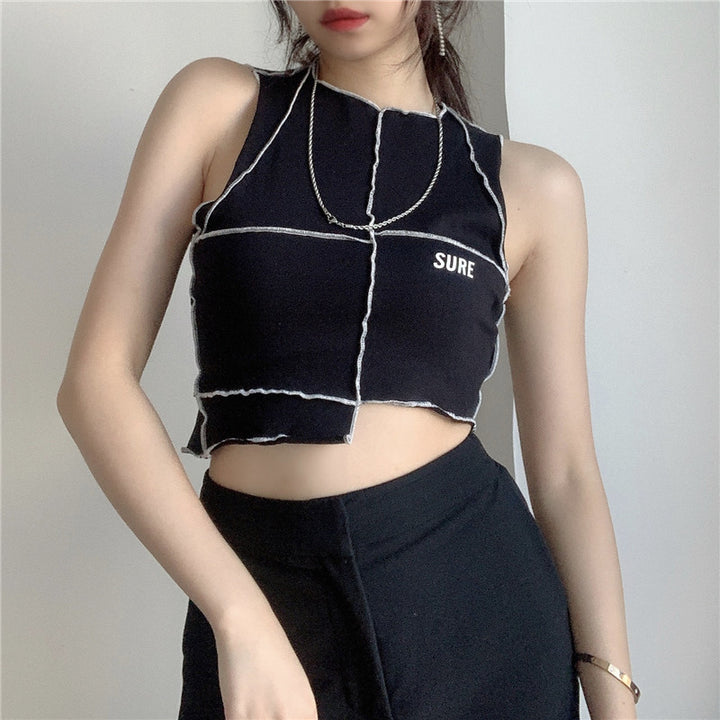 Dame Crop-Top med kreativ skärning och kontrasterande sömmar Mirla-Eva Jonsson