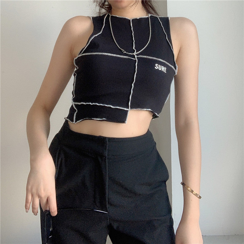 Dame Crop-Top med kreativ skärning och kontrasterande sömmar Mirla-Eva Jonsson