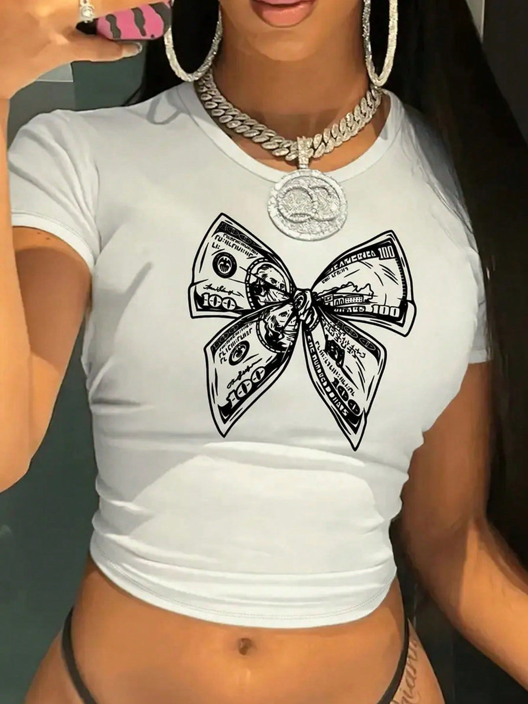 Dame Crop-Top med kreativt finansmotiv och figurformad skärning Mirla-Eva Jonsson