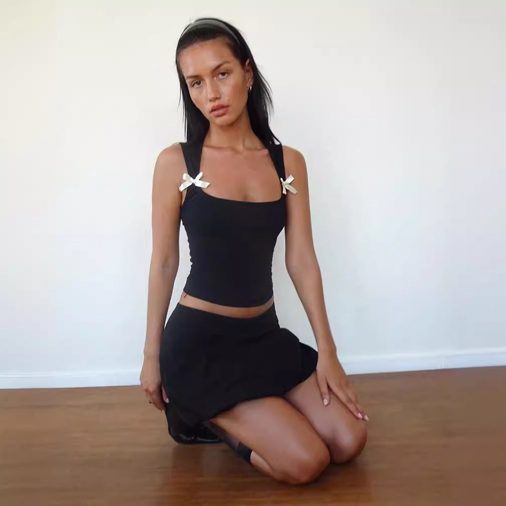 Dame Crop-top med lekfulla rosettdetaljer Eva Jonsson-Eva Jonsson