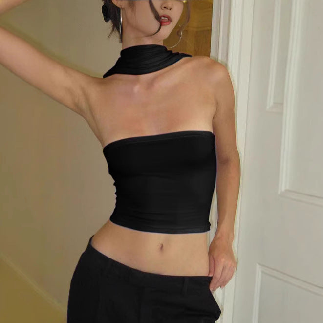 Dame Crop-top med snygg v-ringning och figurnära skärning Mirla-Eva Jonsson