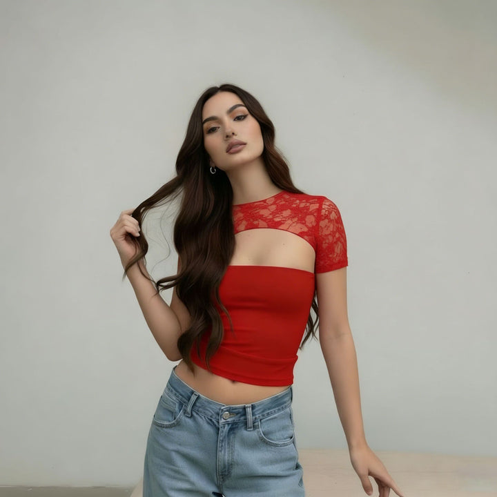 Dame Crop-top med spetsärmar och figurnära snitt Mirla-Eva Jonsson