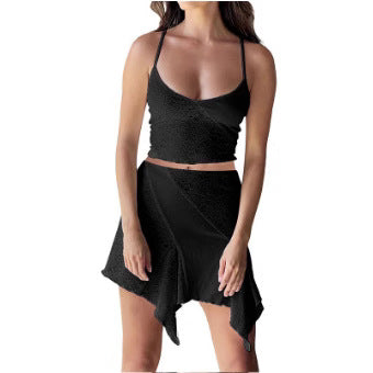 Dame Crop-top och lekfull kjol med asymmetrisk fåll Mirla-Eva Jonsson