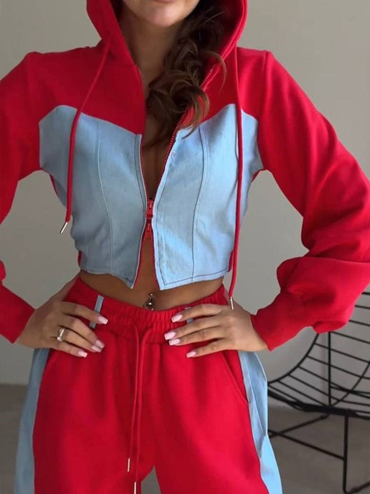 Dame Cropped hoodie med praktisk dragkedja och bekväm passform Mirla-Eva Jonsson