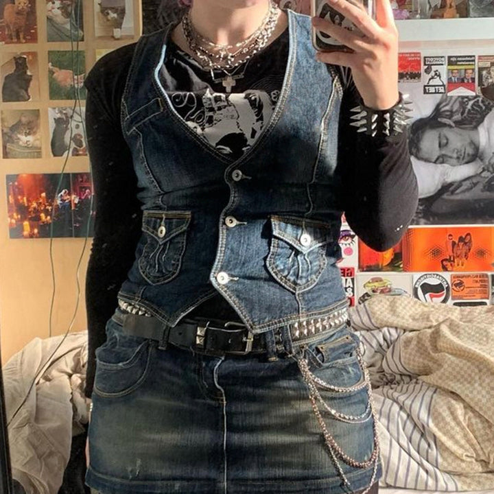 Dame Denim-Bustierjacka med nostalgisk spetsdetalj och dekorativa knapppdetaljer Mirla-Eva Jonsson