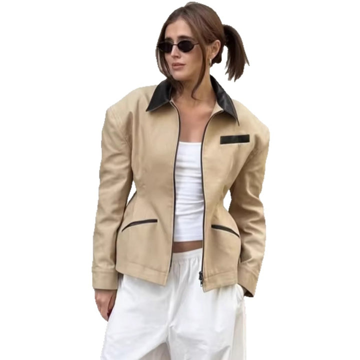 Dame Designer Steppjacka med spännande kontrastkrage och minimalistiska fickor Eva Jonsson-Eva Jonsson