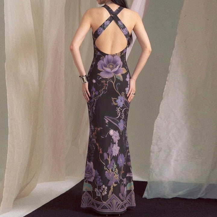 Dame Elegant Maxiklänning med blommönster och djup V-ringning Mirla-Eva Jonsson