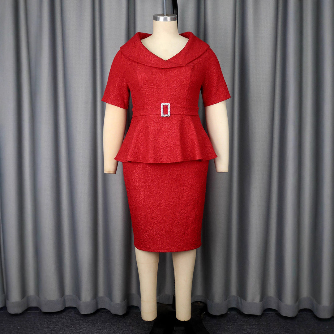 Dame Elegant Peplum Klänning med snygg krage och glittrande bälte detalj Mirla-Eva Jonsson