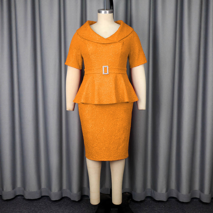 Dame Elegant Peplum Klänning med snygg krage och glittrande bälte detalj Mirla-Eva Jonsson