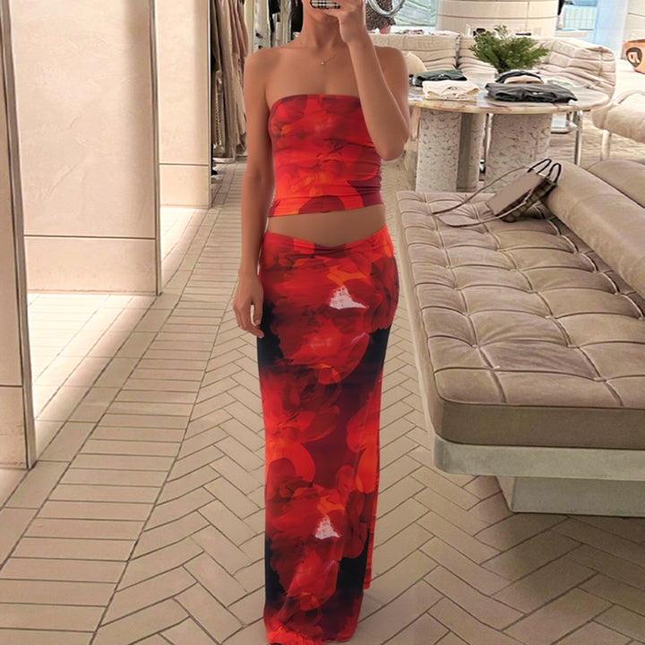 Dame Elegant Stranddress med färgglad randigt mönster Mirla-Eva Jonsson