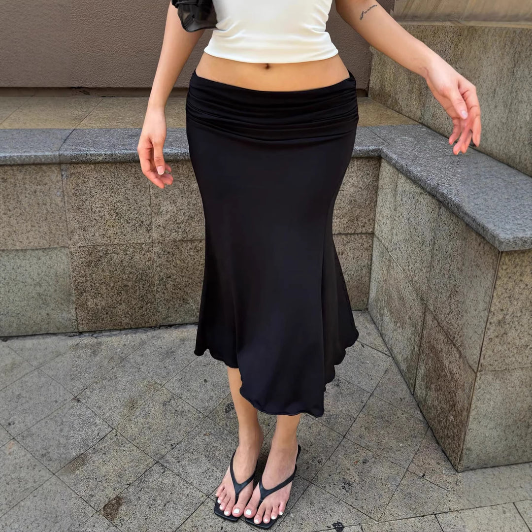 Dame Elegant Wrap skirt with gathered waist and flared hem Mirla-Eva Jonsson