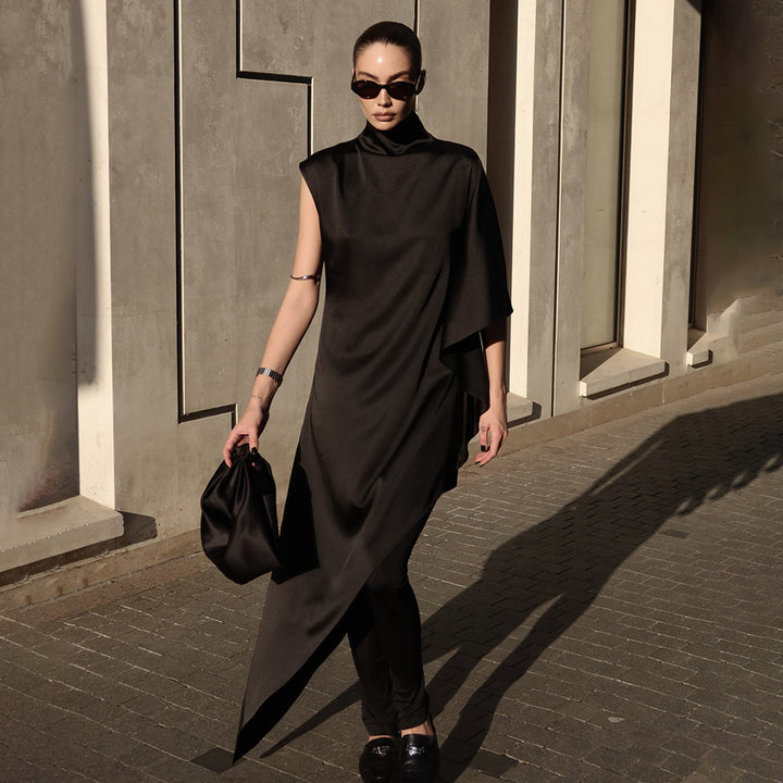 Dame Elegant asymmetrisk klänning med hög krage och sidoflärp Mirla-Eva Jonsson