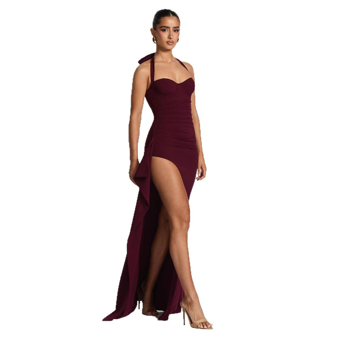 Dame Elegant dress with asymmetrical hem and stylish neckband Mirla-Eva Jonsson