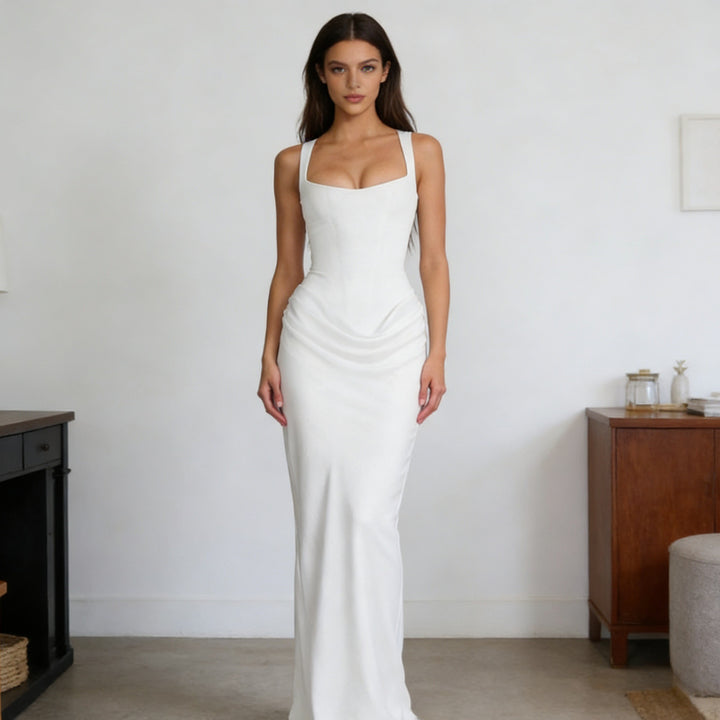 Dame Elegant wrap dress with off-shoulder straps and sophisticated draping detail Mirla-Eva Jonsson