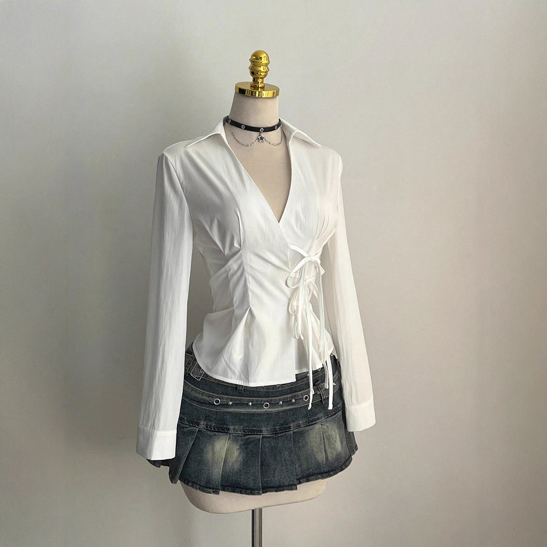 Dame Elegant wrap top with fine ruffle details Mirla-Eva Jonsson