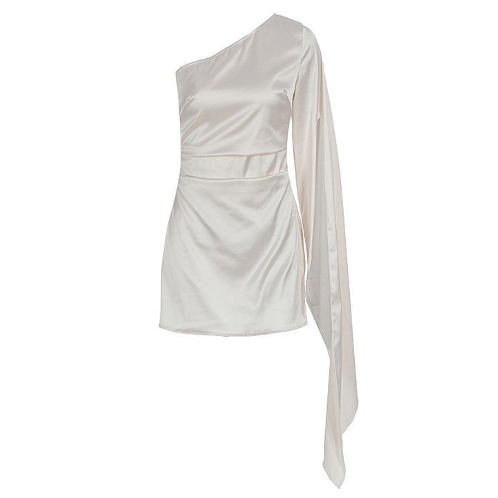 Dame Ensidig Off-Shoulder Miniklänning med Chic Satinfinish Mirla-Eva Jonsson