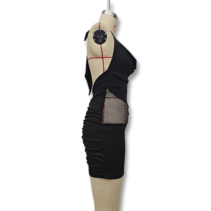 Dame Figurtilpasset Minikjole med elegant Halterneck og raffineret Drapering Mirla-Eva Jonsson